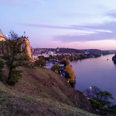 Stela's - Vysehrad Апартаменты *